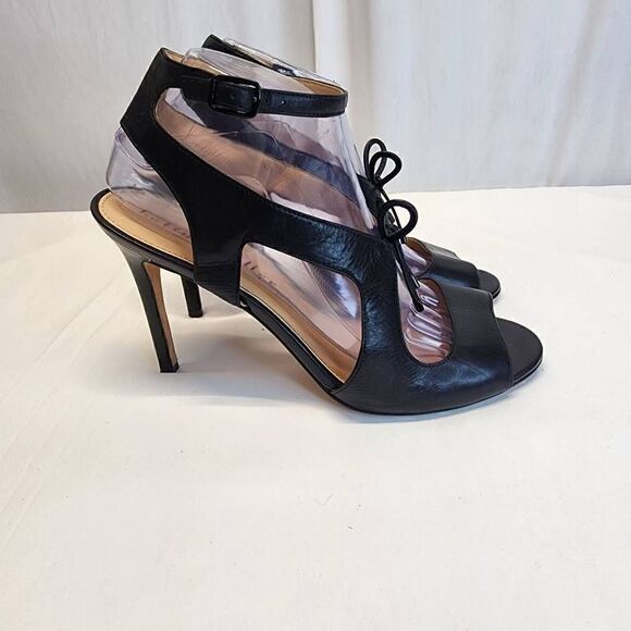 Bettye Mueller Black Leather Pumps Cut Out Ankle Strap Size 9.5 - Picture 4 of 10